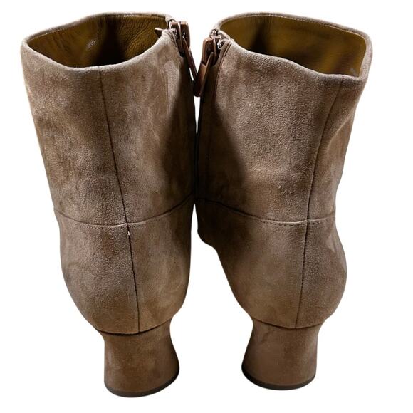 Vince Hela Dark Amber Tan Suede Bootie Kitten Heel Women's size 10 New With Flaw - Picture 3 of 9